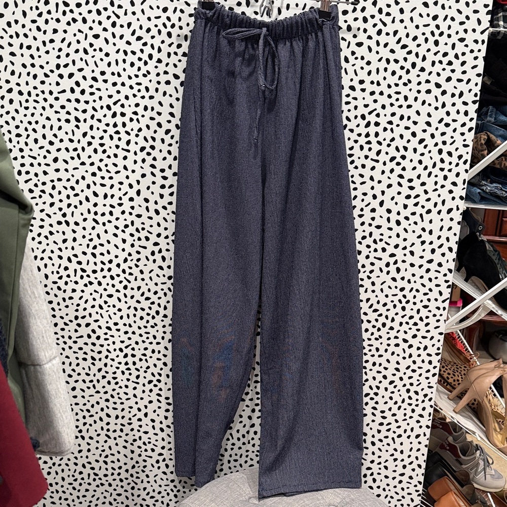 Zara Navy Blue Wide-Leg Crinkle Pants